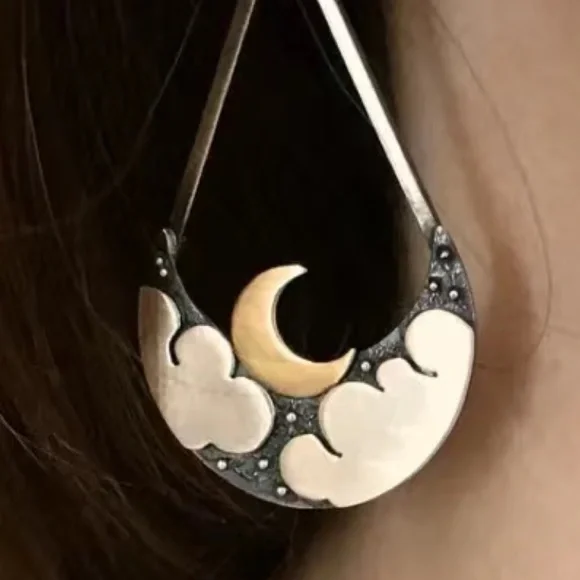 Gold and silver earrings - Picture 6 of 6